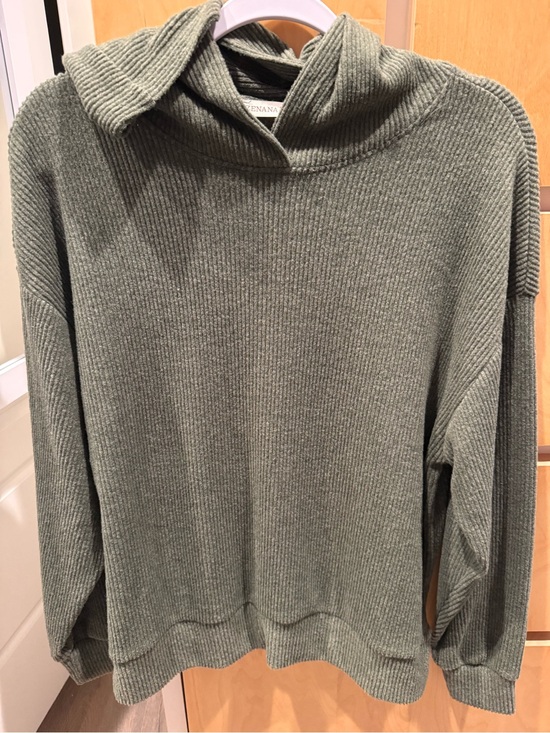 Zenana Outfitters Sweaters - Olive Ribbed hooded sweater